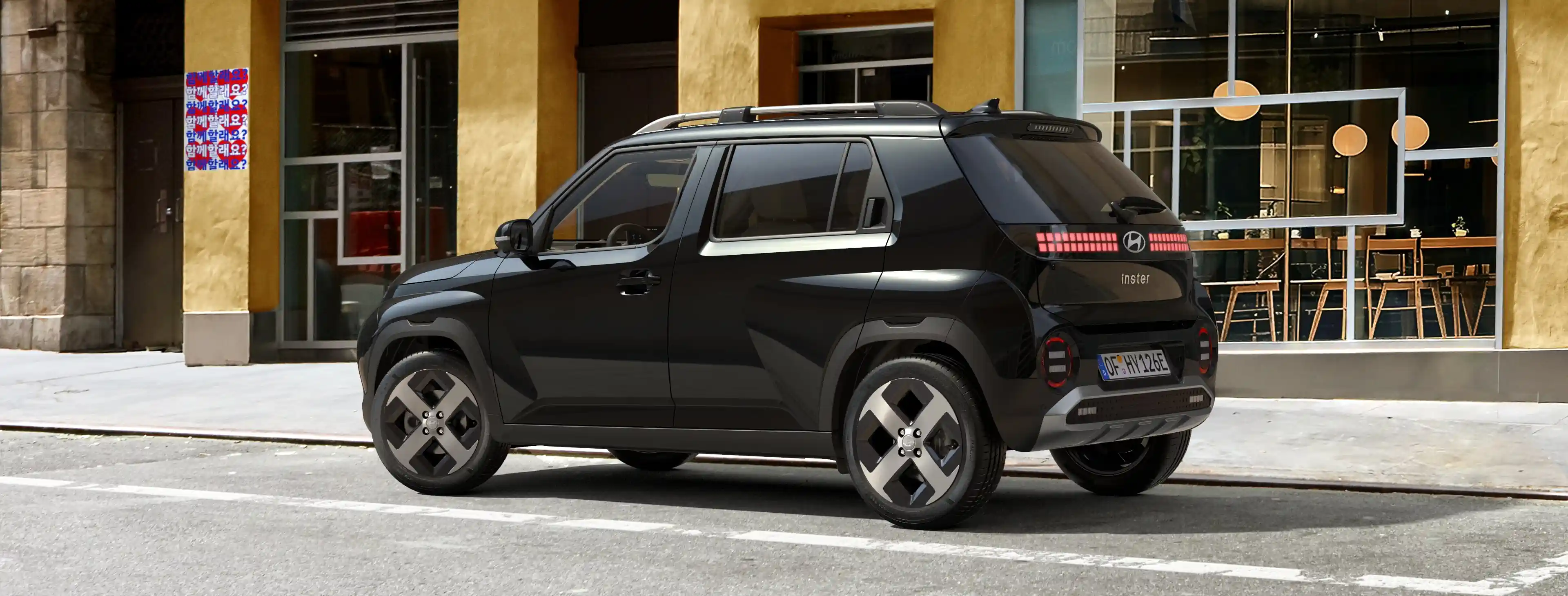 Hyundai INSTER Zwart Webp