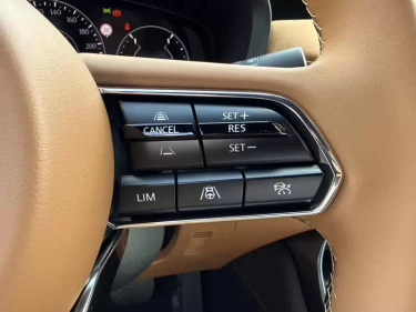 Foto van Mazda CX-80