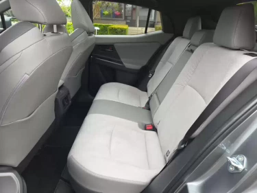 Foto van Toyota C-HR+