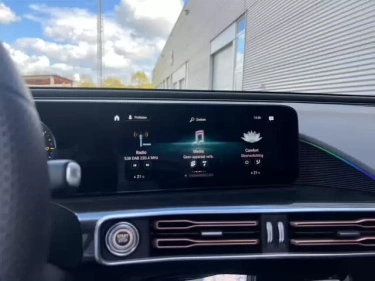 Foto van Mercedes-Benz EQC