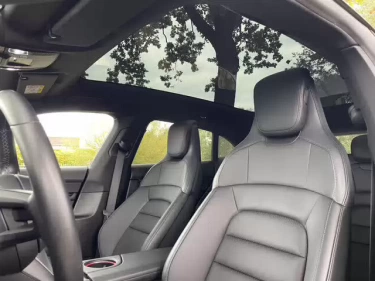 Foto van Porsche Taycan