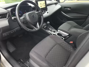 Foto van Suzuki Swace