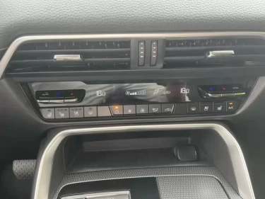 Foto van Mazda CX-60
