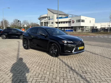 Foto van Lexus UX