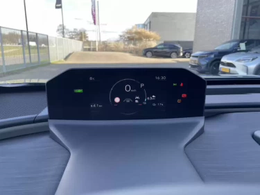 Foto van Toyota C-HR+