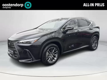 Foto van Lexus NX