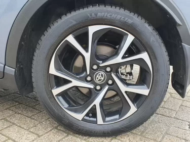 Foto van Toyota C-HR