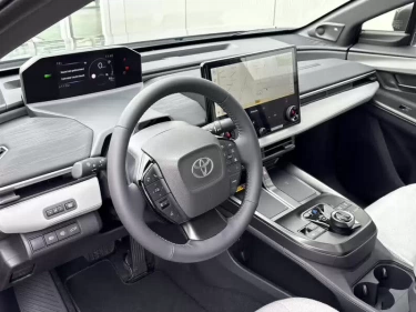 Foto van Toyota C-HR+