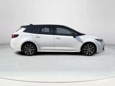 Foto van Toyota Corolla Touring Sports