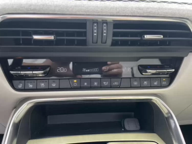 Foto van Mazda CX-60