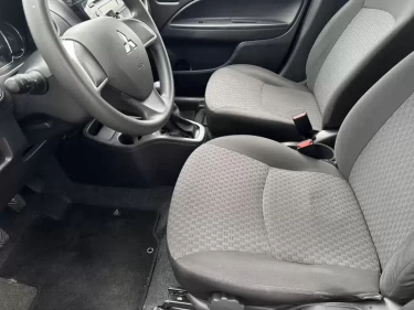 Foto van Mitsubishi Space Star