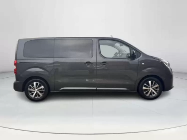 Foto van Toyota PROACE Electric Verso