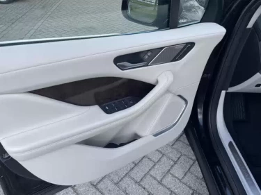 Foto van Jaguar I-PACE