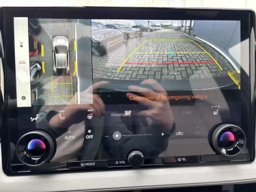 Foto van Toyota C-HR+