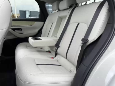 Foto van Mazda CX-60