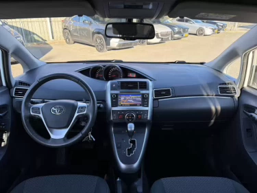 Foto van Toyota Verso