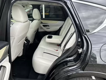 Foto van Mazda CX-60