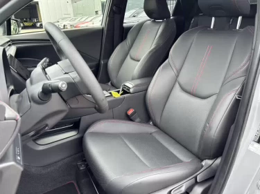 Foto van Lexus LBX