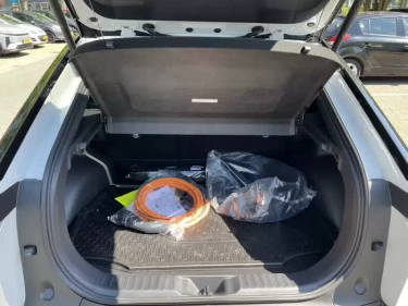 Foto van Toyota C-HR+