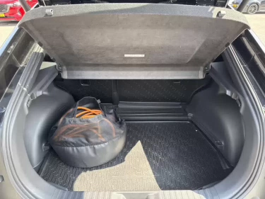 Foto van Toyota C-HR+