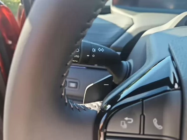 Foto van Toyota C-HR+