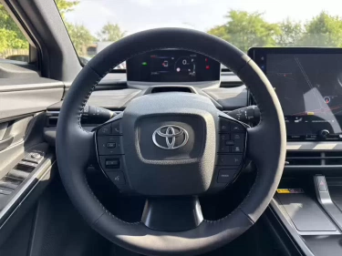 Foto van Toyota C-HR+