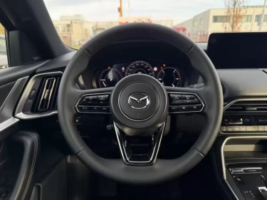 Foto van Mazda CX-60