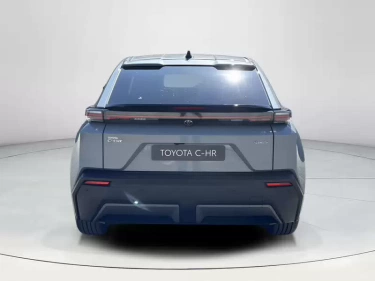 Foto van Toyota C-HR+