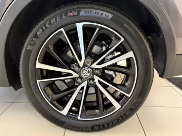 Foto van Toyota C-HR