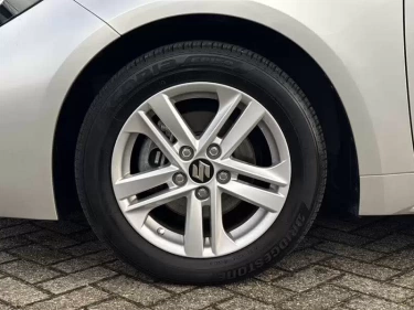 Foto van Suzuki Swace