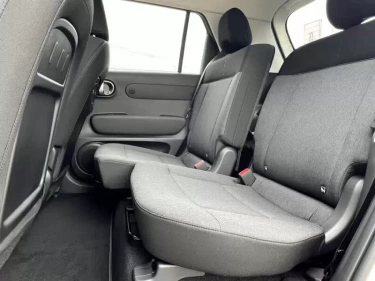 Foto van Hyundai INSTER