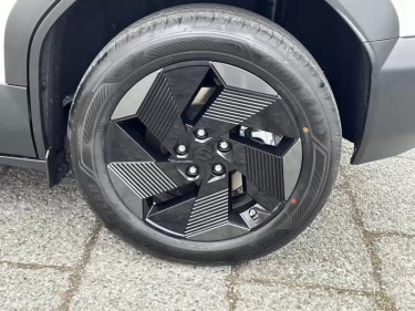 Foto van Suzuki e VITARA