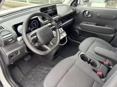 Foto van Hyundai INSTER