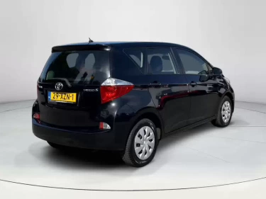 Foto van Toyota Verso-S