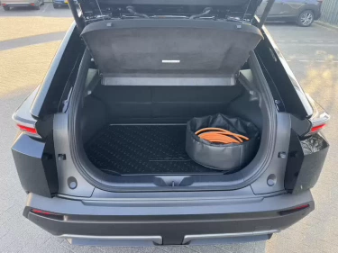 Foto van Toyota C-HR+