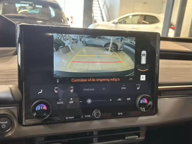 Foto van Toyota C-HR+
