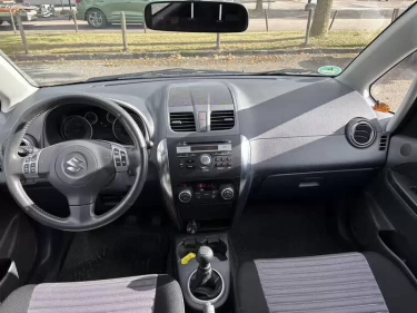 Foto van Suzuki SX4