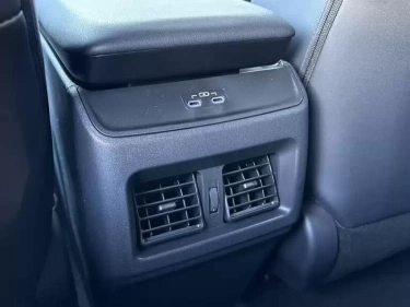 Foto van Toyota C-HR+