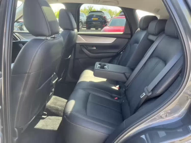 Foto van Mazda CX-60