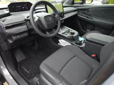 Foto van Toyota C-HR+