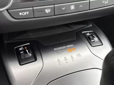 Foto van Toyota Avensis Touring Sports