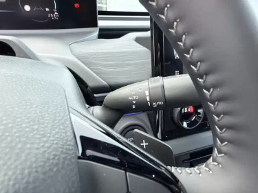 Foto van Toyota C-HR+