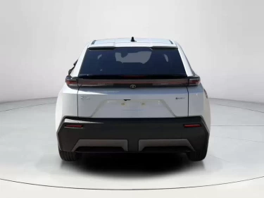 Foto van Toyota C-HR+
