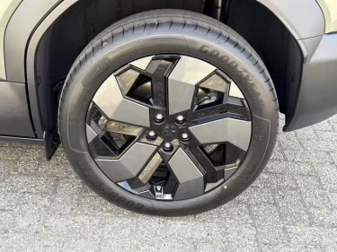 Foto van Suzuki e VITARA