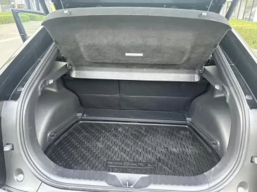 Foto van Toyota C-HR+
