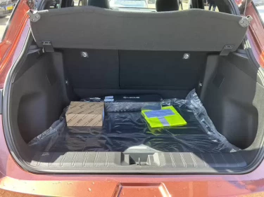 Foto van Lexus LBX