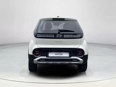Foto van Hyundai INSTER