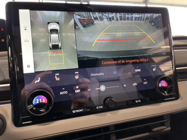 Foto van Toyota C-HR+