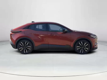 Foto van Toyota C-HR+