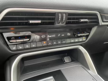 Foto van Mazda CX-60